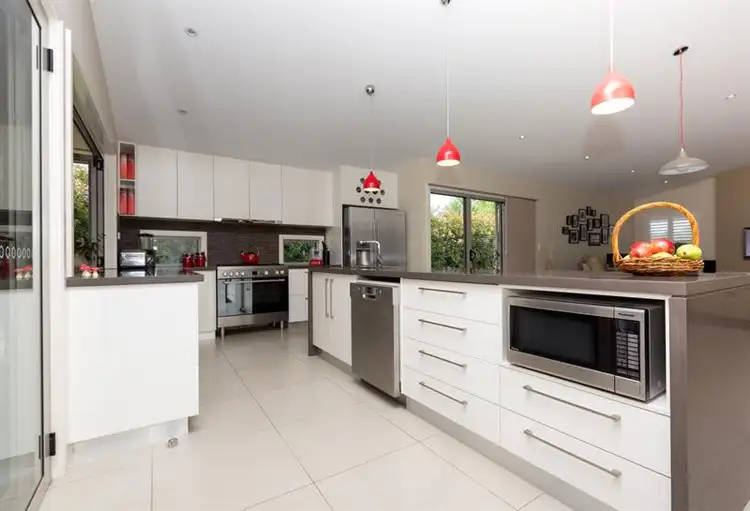 Fifth view of Homely house listing, 15 Hilton Pl, Dubbo NSW 2830