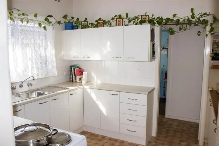 Fifth view of Homely house listing, 38 Baird Dr, Dubbo NSW 2830