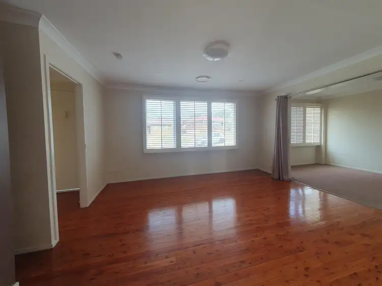 Third view of Homely house listing, 5 Poplar Crescent, Bradbury NSW 2560