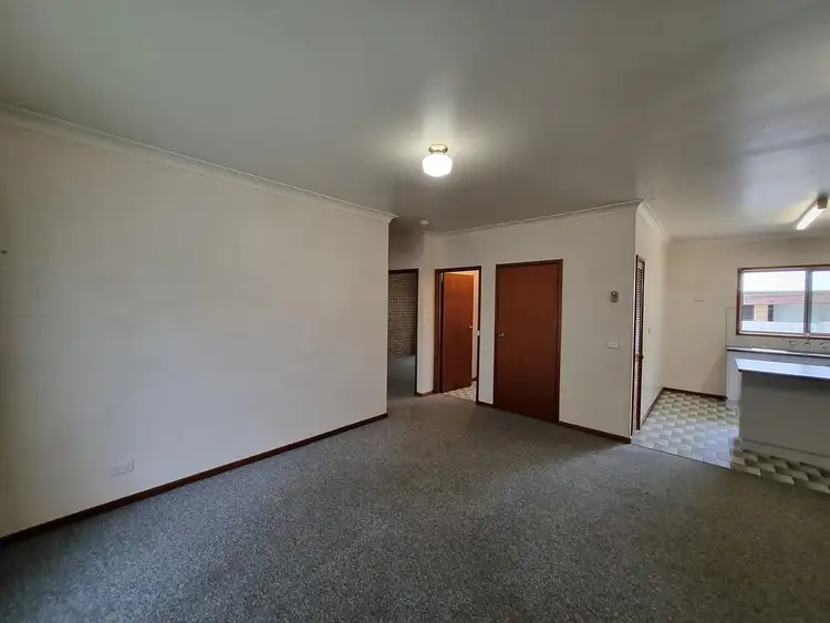 Fifth view of Homely flat listing, 4/514 Butson Avenue, Albury NSW 2640