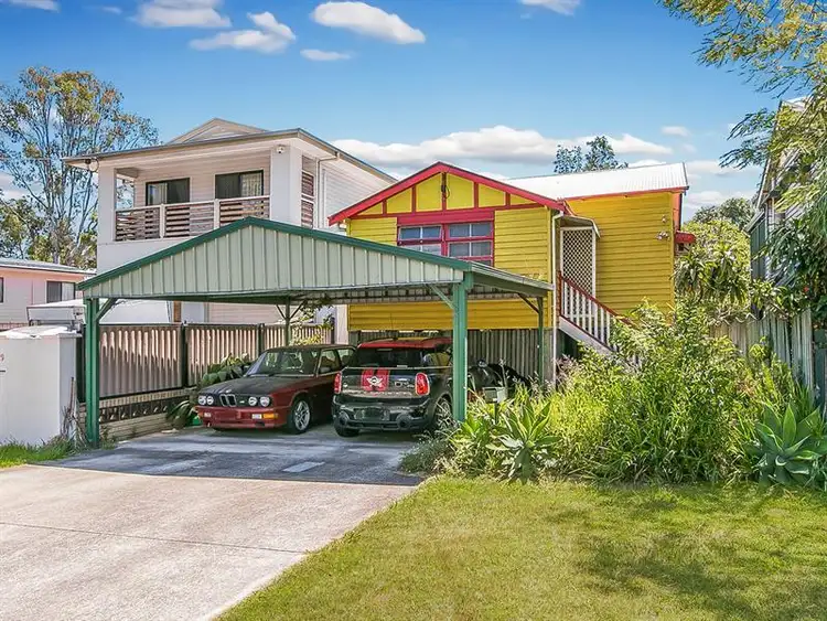 57 Albemarle  St, Yeerongpilly QLD 4105