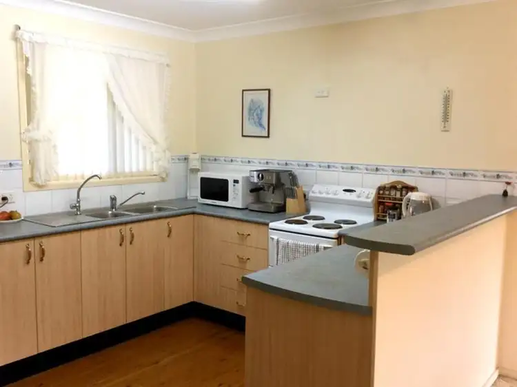Fifth view of Homely house listing, 8 Flora Cl, Bulahdelah NSW 2423