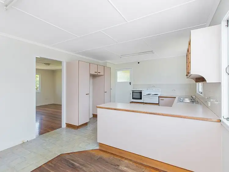 Sixth view of Homely house listing, 381 Newnham Rd, Upper Mount Gravatt QLD 4122