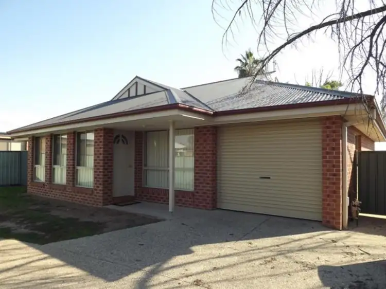 3 and 4/711 East St, Albury NSW 2640