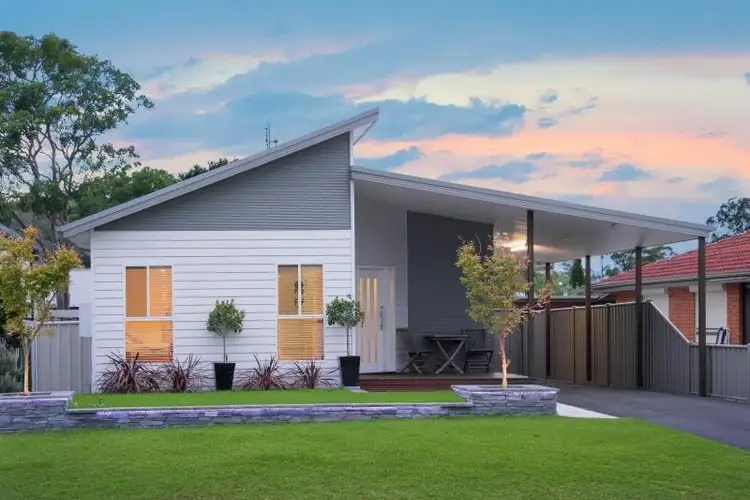 8 Wentworth Ave, Woy Woy NSW 2256