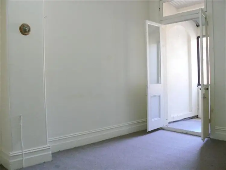 Fourth view of Homely unit listing, 2/286 Chalmers Street, Redfern NSW 2016