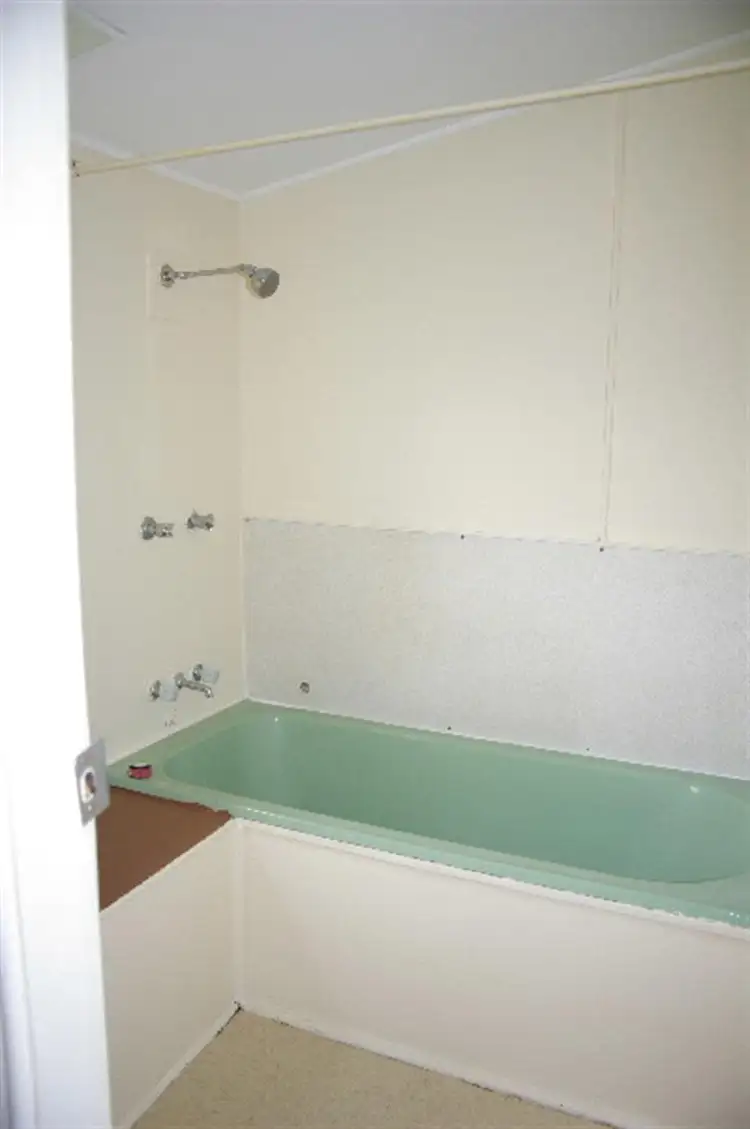 Fourth view of Homely house listing, 4 Rowan Avenue, Uralla NSW 2358