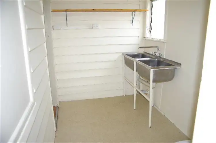 Fifth view of Homely house listing, 4 Rowan Avenue, Uralla NSW 2358