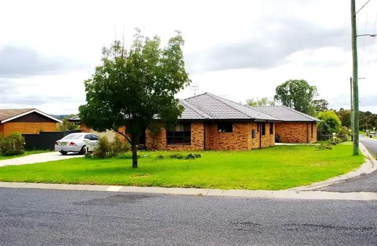 21 Dumaresq Street, Uralla NSW 2358
