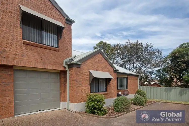 2/81 Myles Ave, Warners Bay NSW 2282