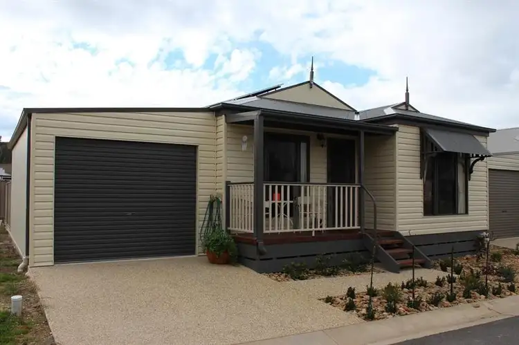 53/639 Kemp St, Lavington NSW 2641