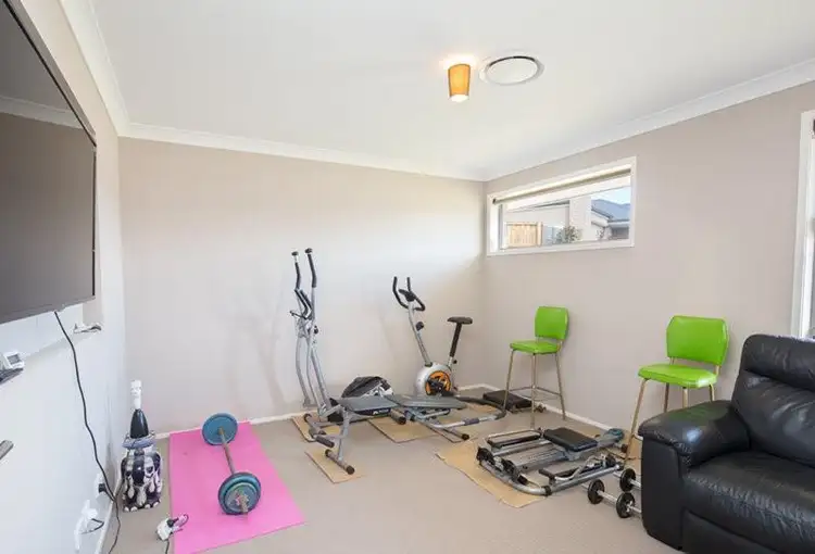 Fourth view of Homely house listing, 14 Bowerbird Cl, Aberglasslyn NSW 2320