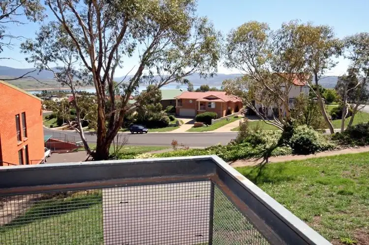 13/121 Gippsland St
