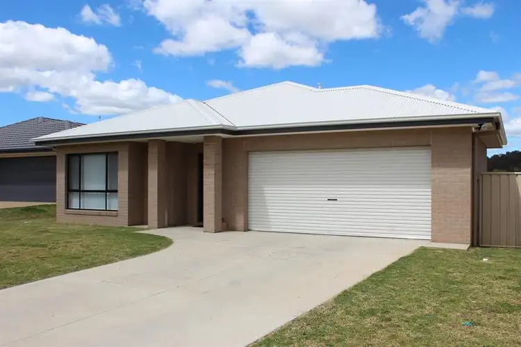 Main view of Homely house listing, 62 Greta Dr, Hamilton Valley NSW 2641