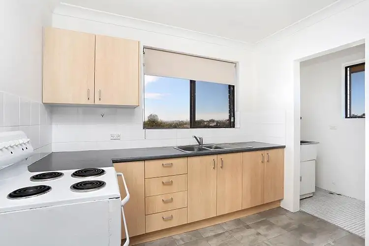 22/43 Chapel St, Roselands NSW 2196