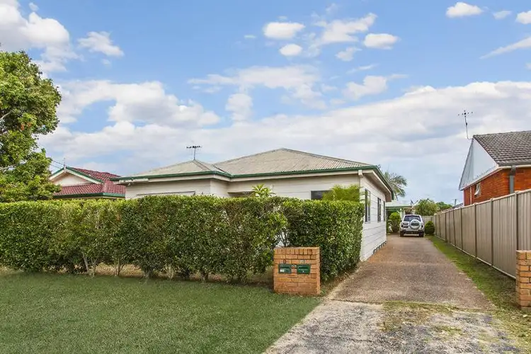 Second view of Homely house listing, 1/52 Webb Road, Booker Bay NSW 2257