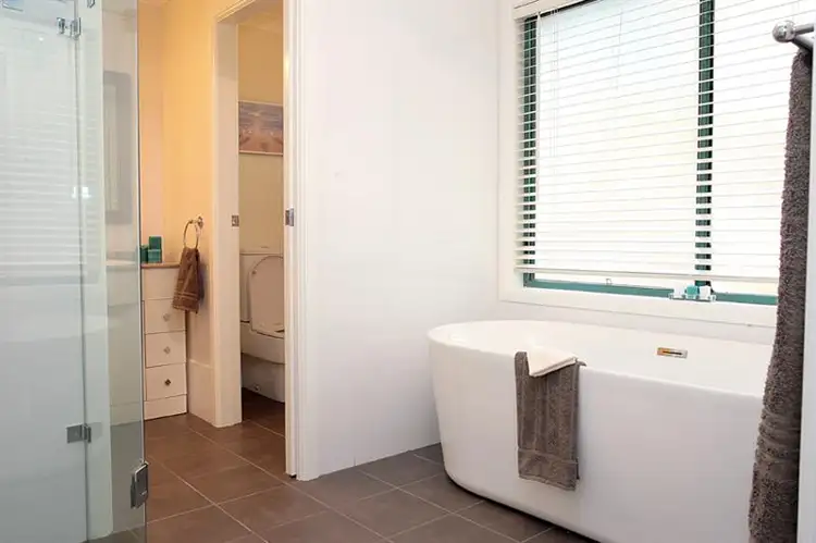 Fourth view of Homely house listing, 18 Sublime Point Ave, Tascott NSW 2250