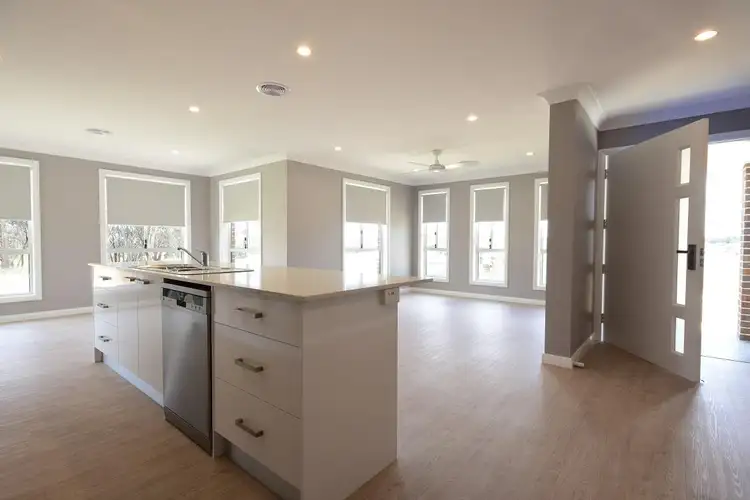 Sixth view of Homely unit listing, 6/18A Glasson Drive, Orange NSW 2800