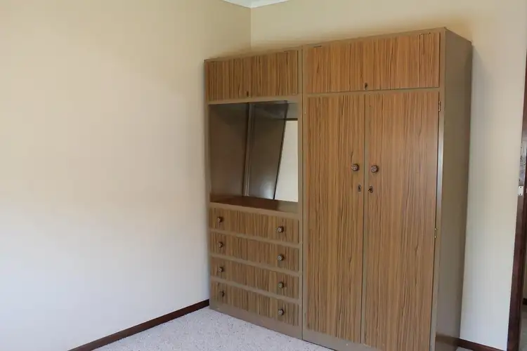 Fourth view of Homely house listing, 18 Conmurra Way, Springdale Heights NSW 2641