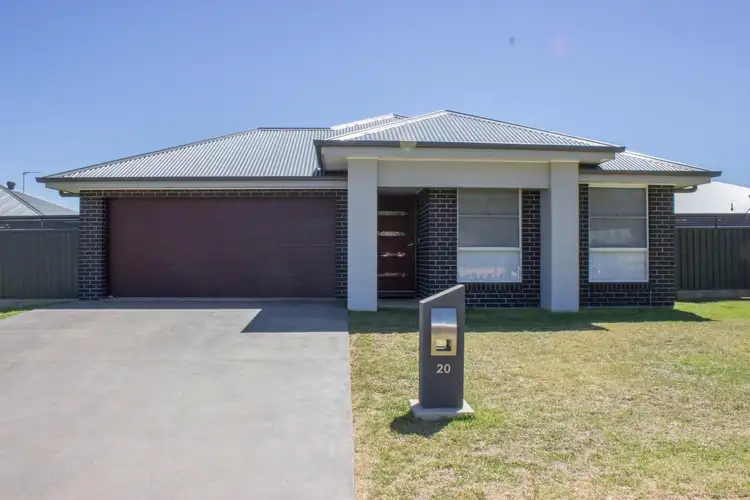20 Hammond Street, Dubbo NSW 2830
