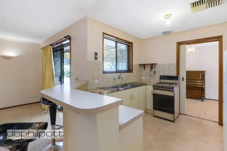 Fifth view of Homely house listing, 2 Navarino Court, Surrey Downs SA 5126