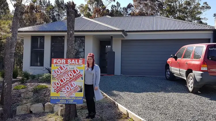 9 Yallambee Street, Coomba Park NSW 2428