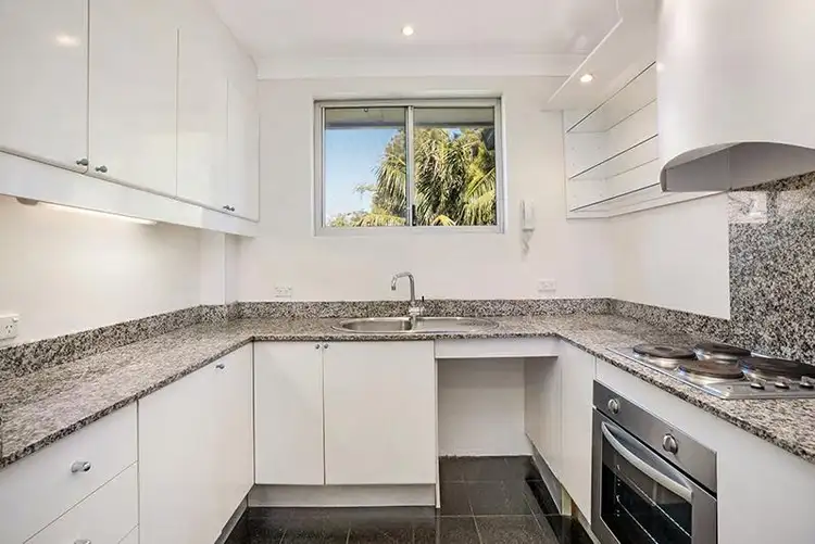 Third view of Homely apartment listing, 6/18 Bradley Street, Randwick NSW 2031
