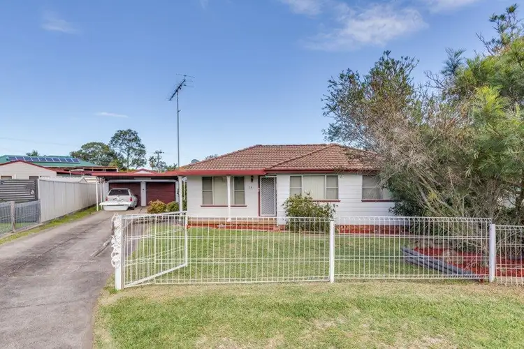 15 Tanunda Close, Holmesville NSW 2286