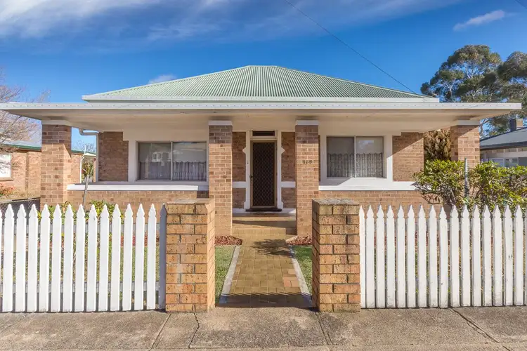 169 Clinton Street, Orange NSW 2800