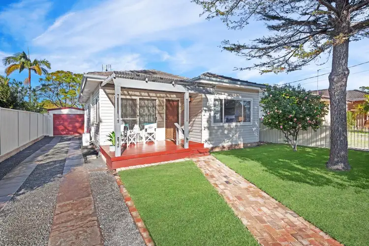 29 Dorothy Avenue, Woy Woy NSW 2256