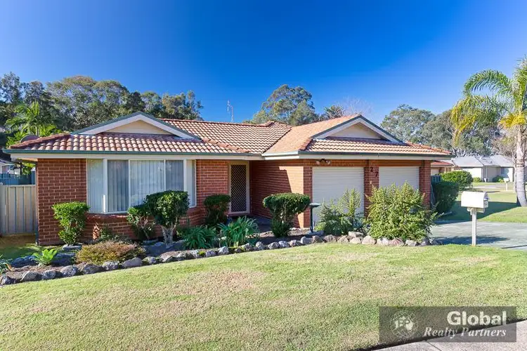 27 Oakhampton Court, Toronto NSW 2283