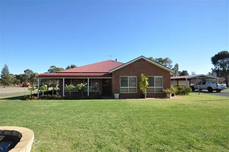 25 Torryburn Way, Dubbo NSW 2830