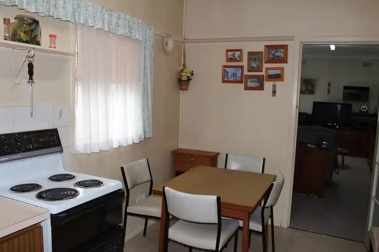 Fourth view of Homely house listing, 965 Kestrel Street, North Albury NSW 2640