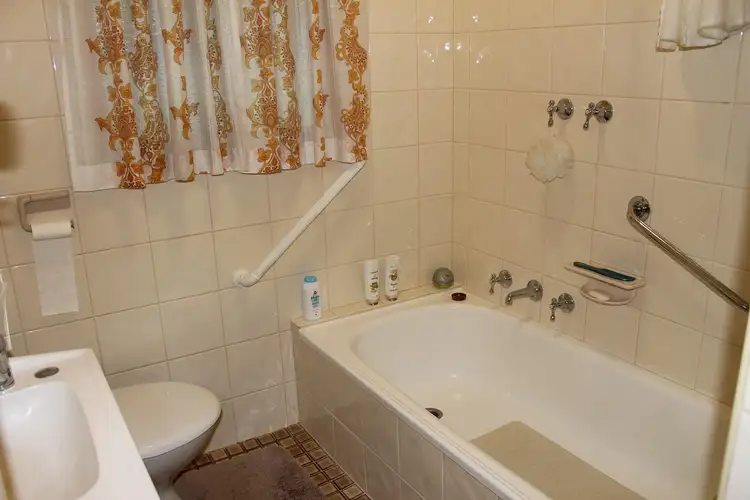 Seventh view of Homely house listing, 965 Kestrel Street, North Albury NSW 2640