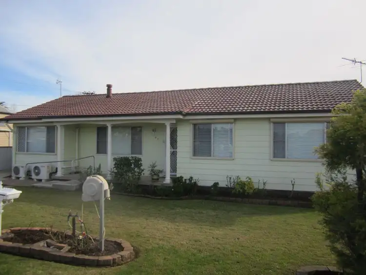 64 Government Road, Weston NSW 2326