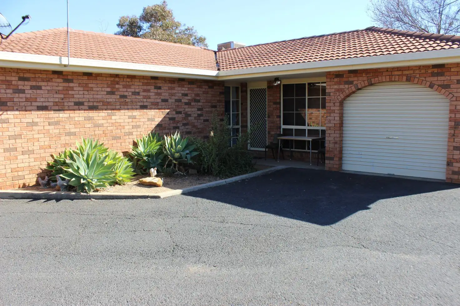 Main view of Homely semi-detached listing, 6/67 Baird Drive, Dubbo NSW 2830