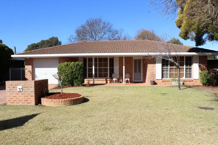 5 Bellbird Way, Dubbo NSW 2830