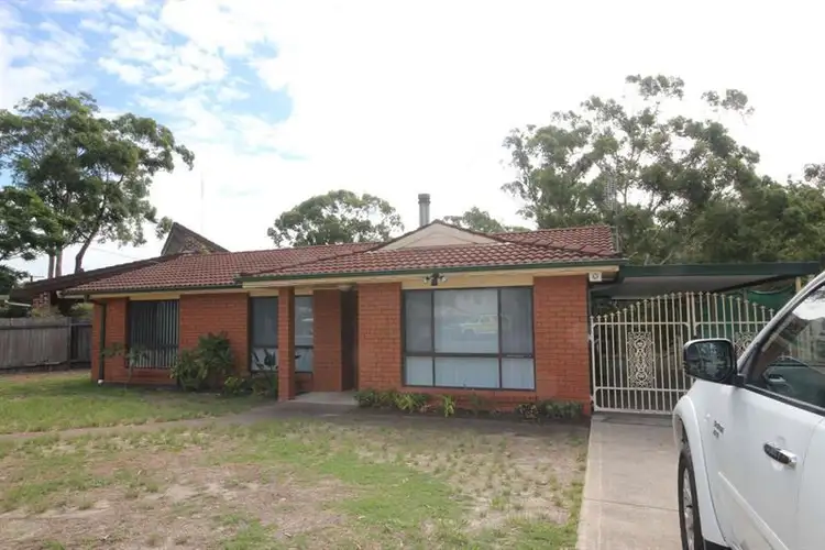 13 Geer Cl, Lemon Tree Passage NSW 2319