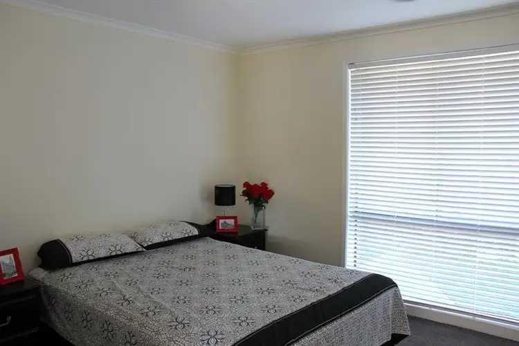 Sixth view of Homely townhouse listing, 2/399 Parnall St, Lavington NSW 2641