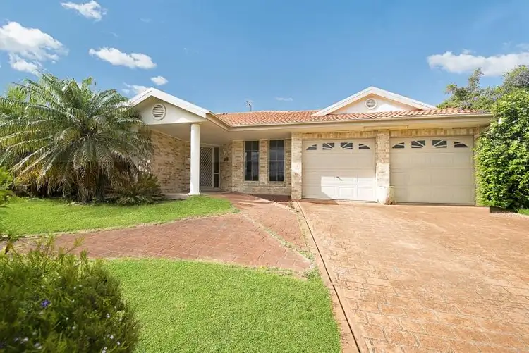 13 Samantha Cl, Kanwal NSW 2259