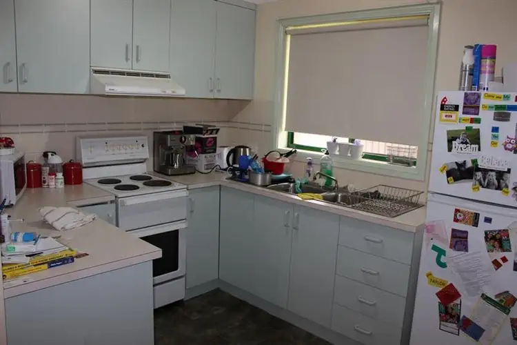 Fifth view of Homely semi-detached listing, 8B Ellis Park Cl, Dubbo NSW 2830