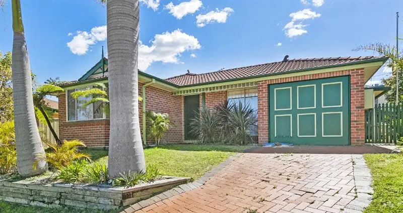 Main view of Homely house listing, 18 Angophora Cl, Mount Hutton NSW 2290