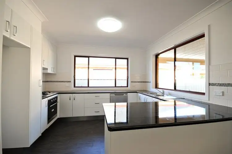Fifth view of Homely villa listing, 7/359 Macquarie St, Dubbo NSW 2830