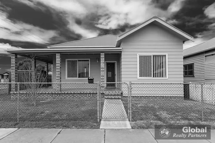 7 Corona Street, Mayfield NSW 2304