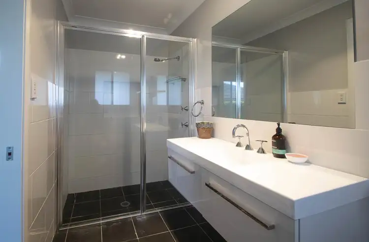 Seventh view of Homely house listing, 24 Loch Lomond Way, Dubbo NSW 2830