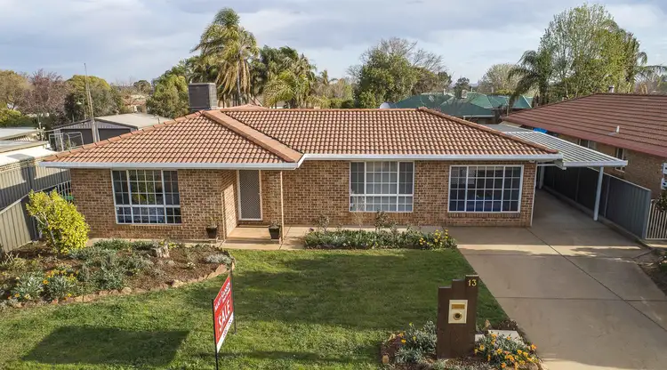 13 Falconer Way, Dubbo NSW 2830