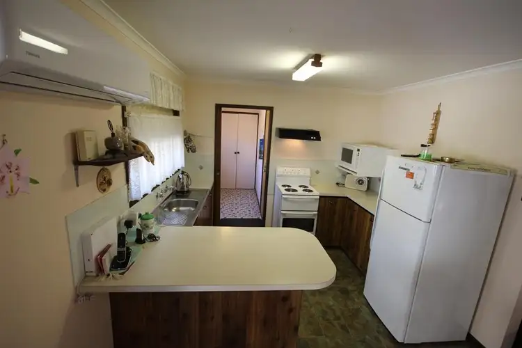 Sixth view of Homely unit listing, 2/556 Prune Street, Lavington NSW 2641