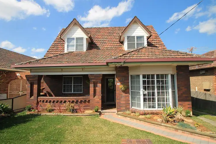 21 Knoll Avenue, Turrella NSW 2205