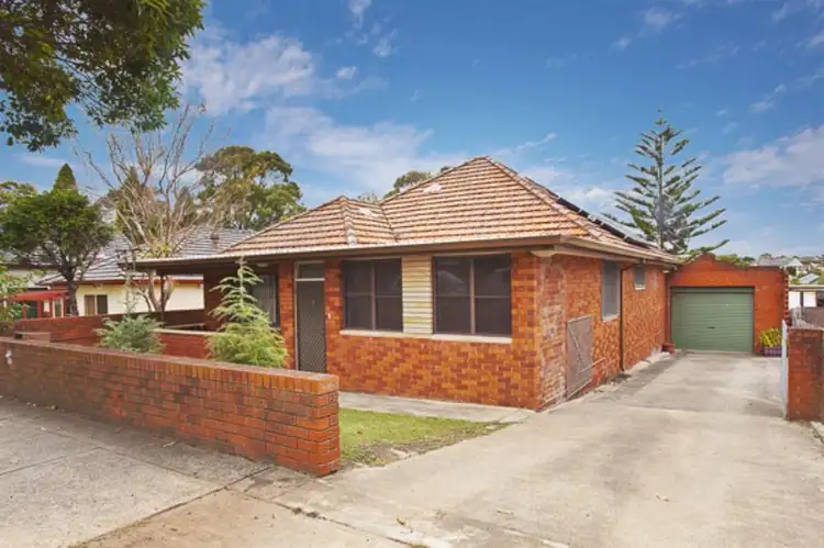 7 Lloyd Street, Bexley NSW 2207