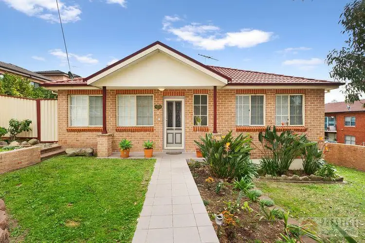 1/72 Washington Street, Bexley NSW 2207